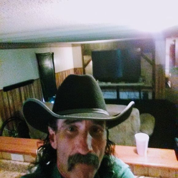 Meet your Posher, Richard - Picture 1 of 1